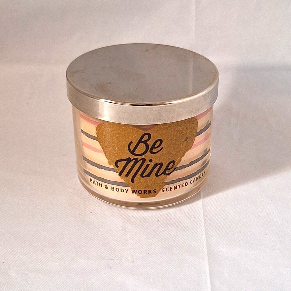 Bath & Body Works Scented Tea Light Candle "Be Mine" 1.3 oz